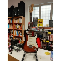 Fender Stratocaster -...