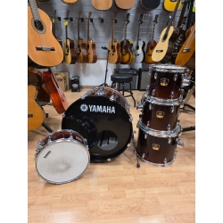 YAMAHA STAGE CUSTOM...